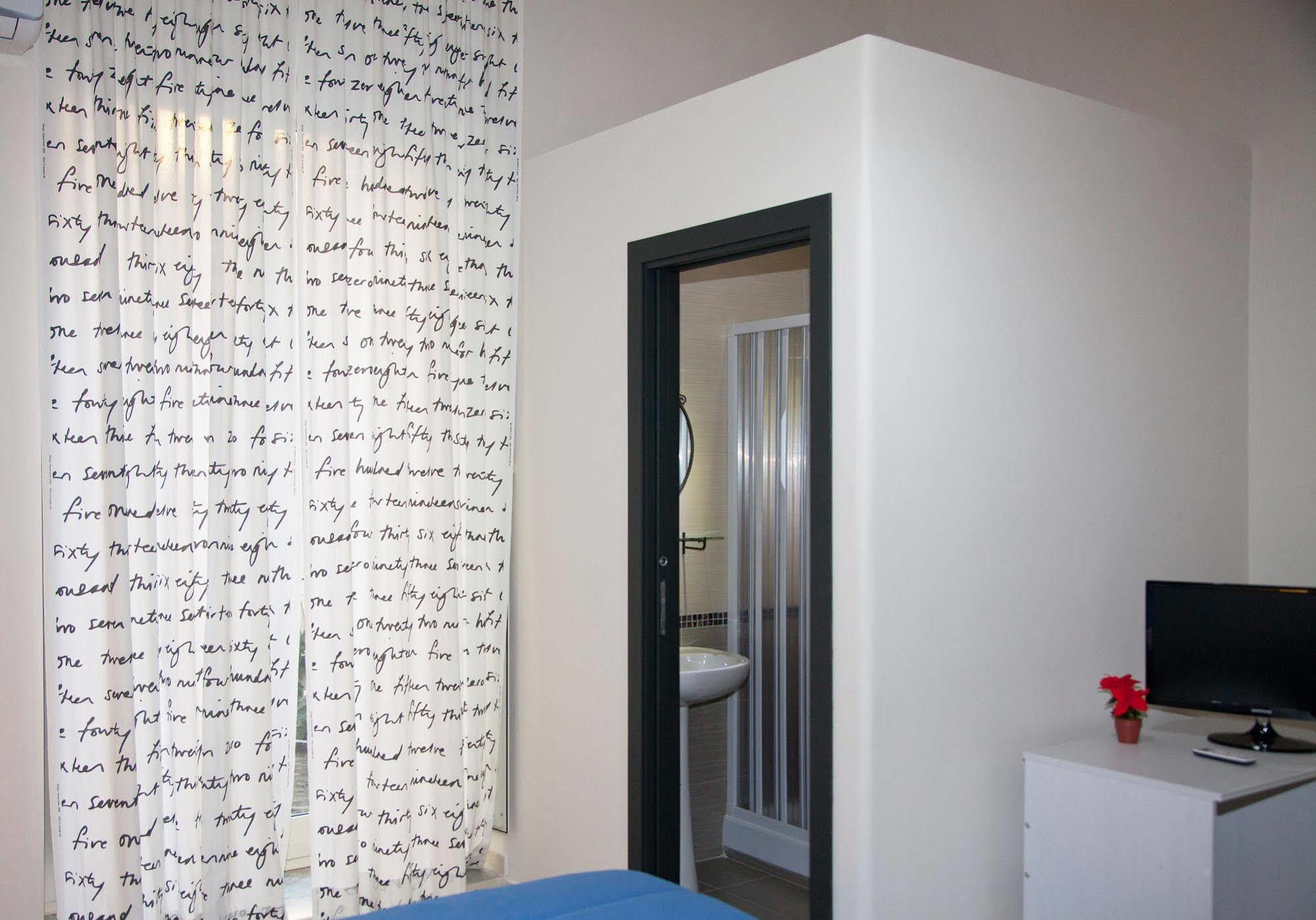 Domus Armenio Bed and Breakfast Νάπολη Εξωτερικό φωτογραφία