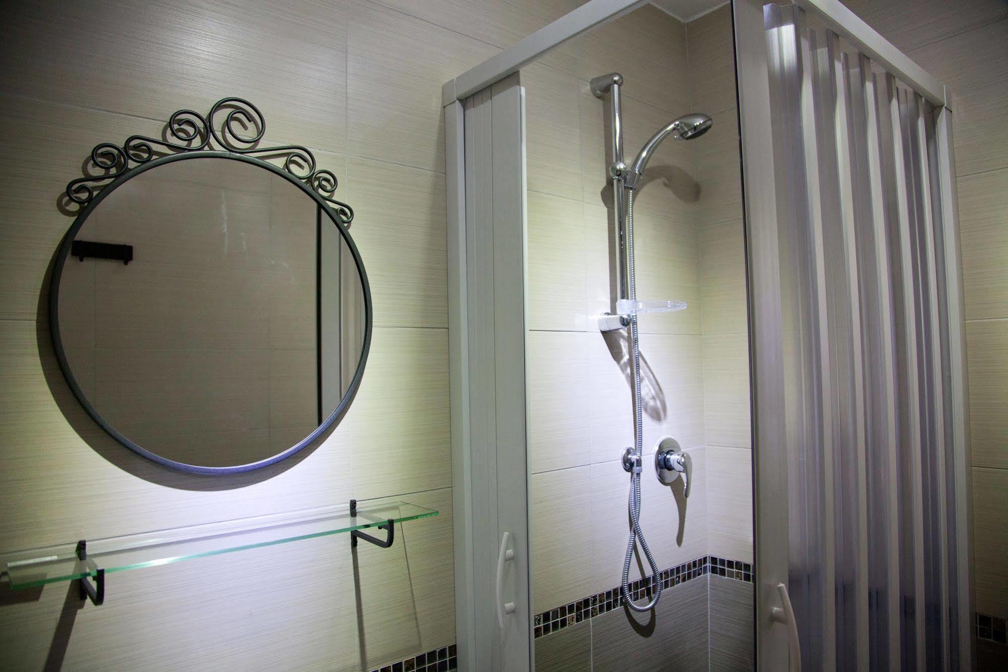 Domus Armenio Bed and Breakfast Νάπολη Εξωτερικό φωτογραφία